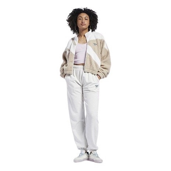 NWT REEBOK sherpa jacket - Picture 3 of 5